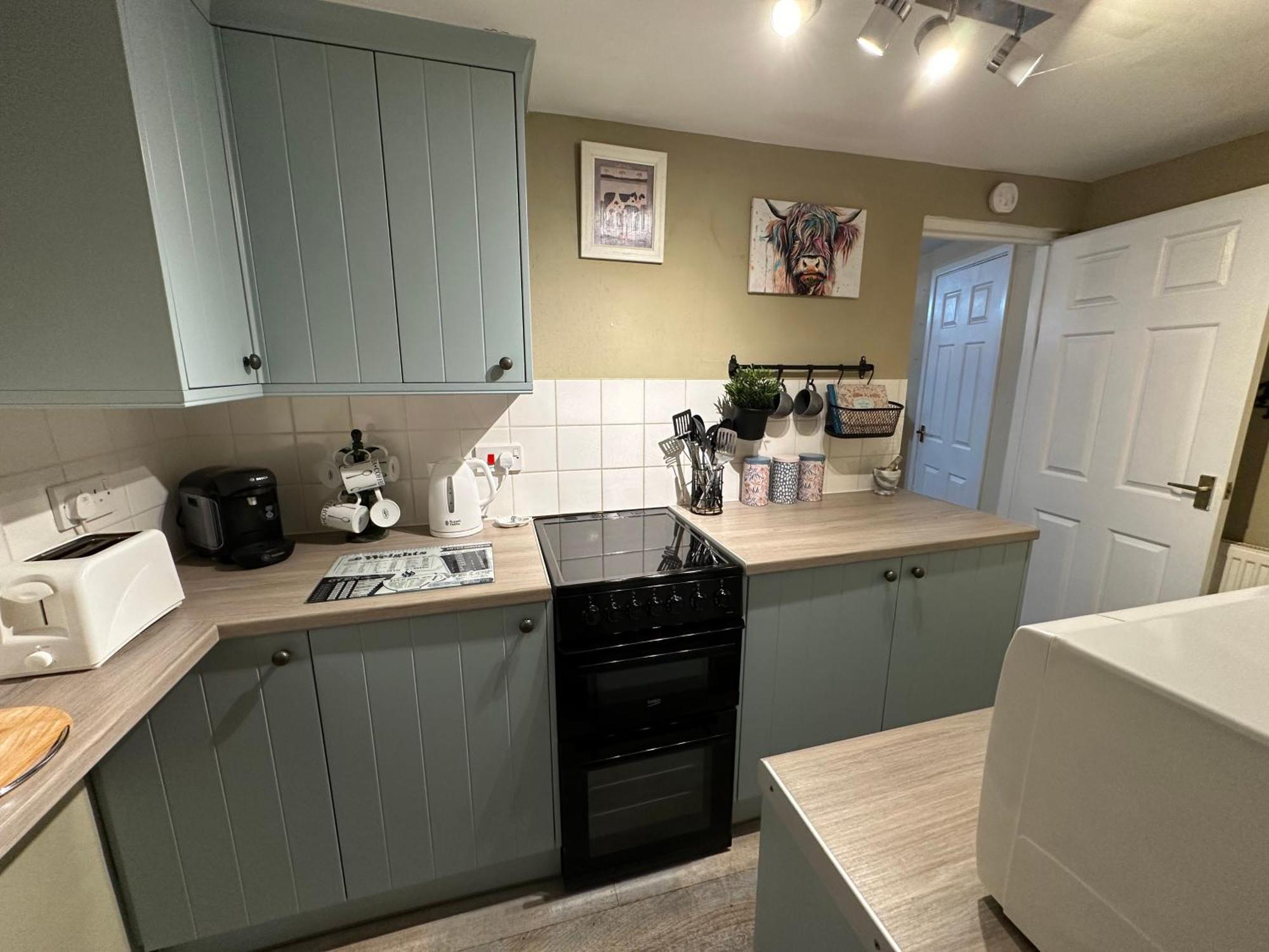Llanidloes Townhouse-Pet-Friendly-Sleeps 6-Mid Wales Apartment Exterior photo